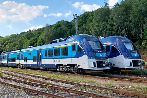 Konec přestupů: Slaný a Ústecký kraj chtějí přímé expresy do Prahy do dvou let