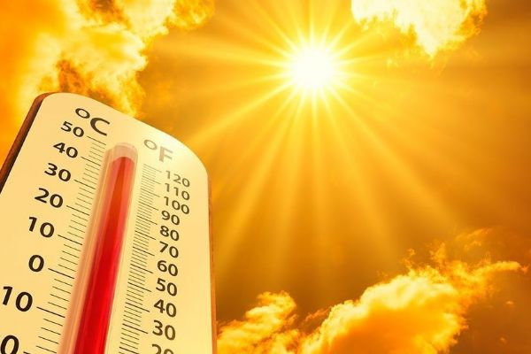 Plzeň sužuje vedro - teploty až 35 °C