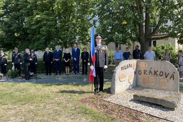 Plzeň uctila památku Milady Horákové na Slovanech, radní připomněli 76 let od její popravy