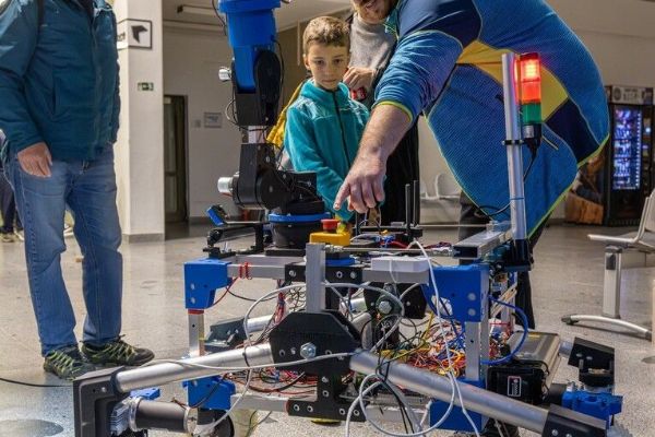 Plzeňská Space Night ukázala, co chystají studenti kosmonautiky