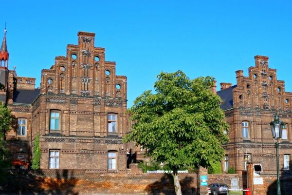 Podolí se s Apolinářem nesloučí. Obě pražské porodnice zůstanou samostatné, potvrdil Vojtěch