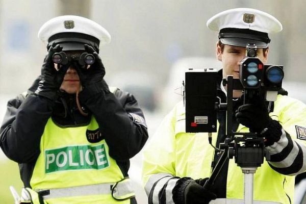 Pozor na rychlost! Policie zahájila akci Speed. Kde se v Plzeňském kraji měří nejčastěji?