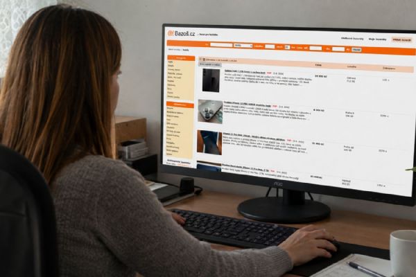 Žena z Plzeňska nabízela elektroniku, kterou neposílala. Podvedla nejméně 25 lidí