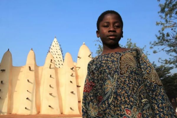 Africká mozaika cestovatele Tomáše Kubeše míří do Prahy