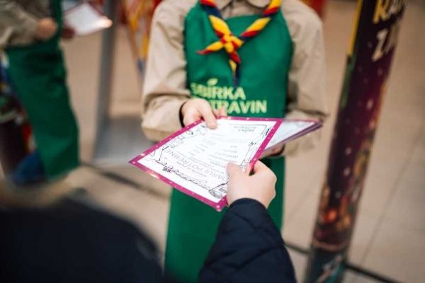 Jarní Sbírka potravin přinesla 623 tun pomoci. Online dary pokračují do 5. května