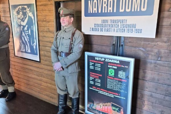 Legiovlak dorazil do Plzně. Na hlavním nádraží zve zdarma do světa československých legií