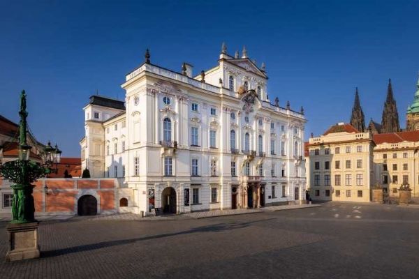 Pražské arcibiskupství rozšiřuje nájemní bydlení. V Ruzyni převzalo 57 nových bytů