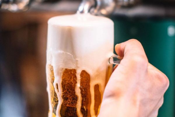 Radegast má nové sběratelské půllitry. Připomenou Bezruče, Baťu i Jurkoviče