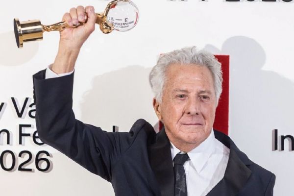 Vary odstartovaly ve velkém. Dustin Hoffman převzal Křišťálový glóbus