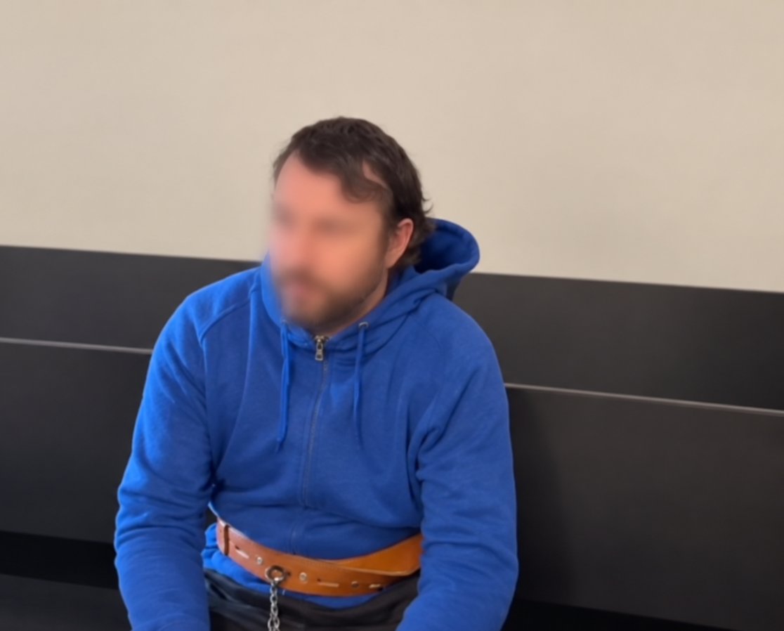 Za pobodání dvou řidičů na Folmavě dostal Litevec 17 let. Nejvyšší soud trest potvrdil