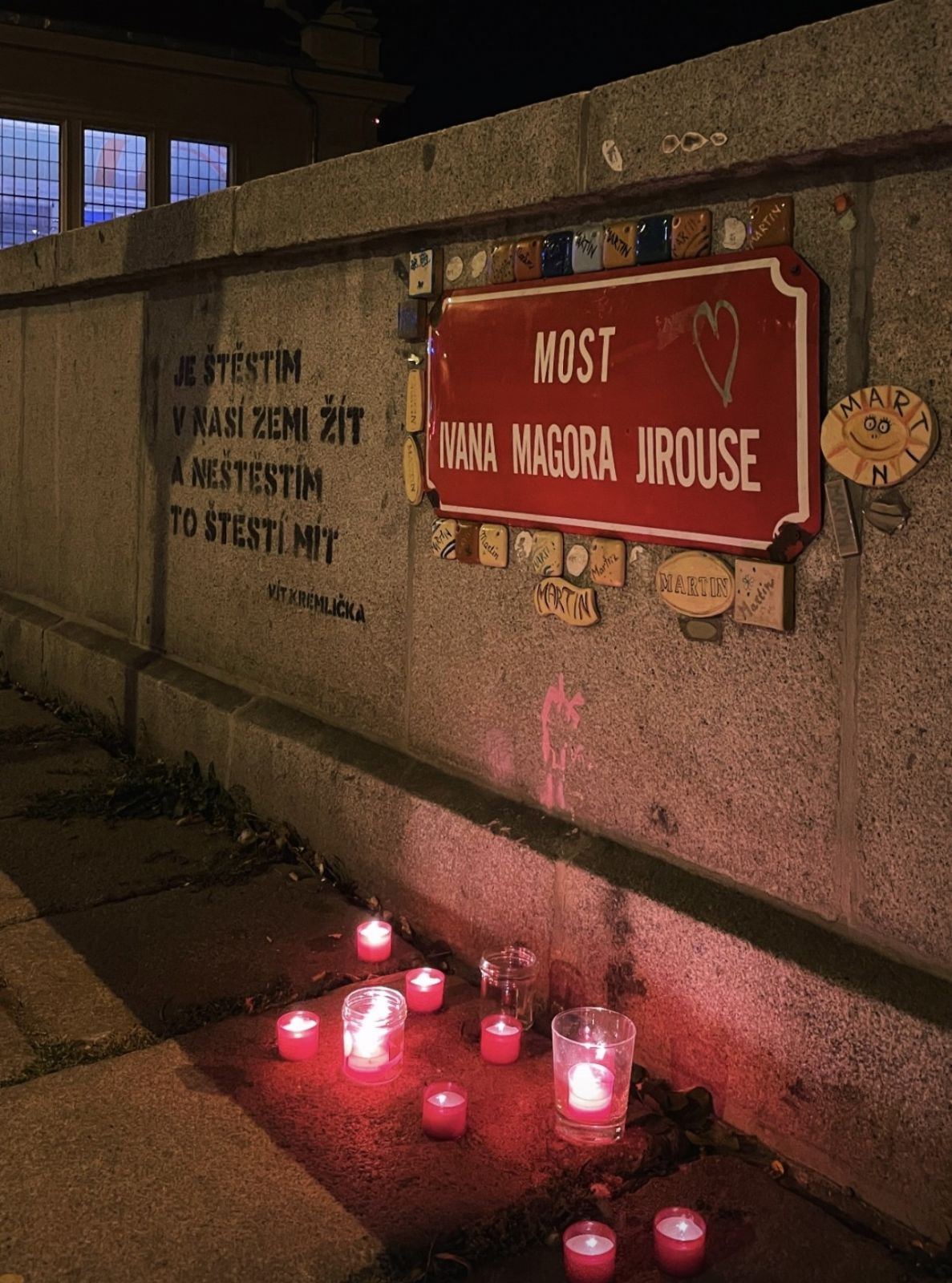 Image title
