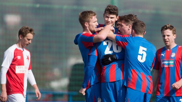 Junioři doma znovu neinkasovali, Slavii porazili 2:0