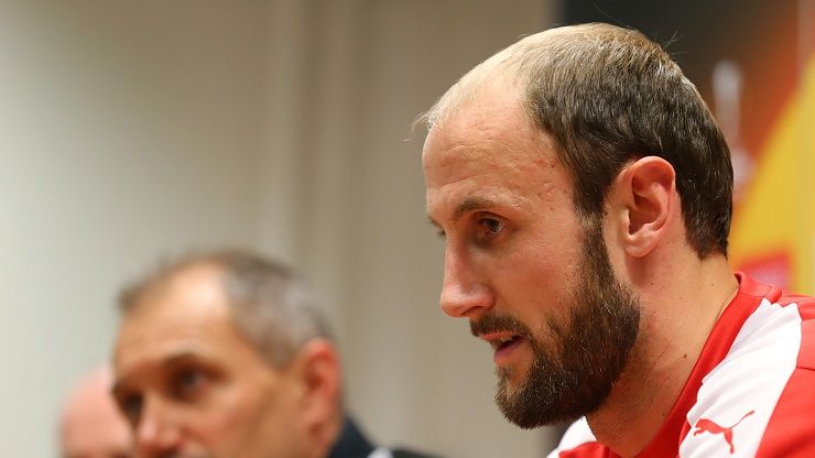 Věřím, že to bude hezký zápas a naše fanoušky konečně potěšíme výhrou, říká Roman Hubník