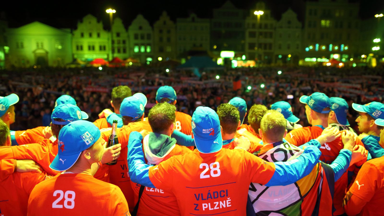 obrázek: VIDEO: Aj tak sme stále frajeri aneb viktoriánské oslavy na náměstí