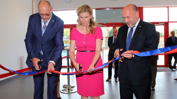 Viktoria otevřela severní věž Doosan Areny