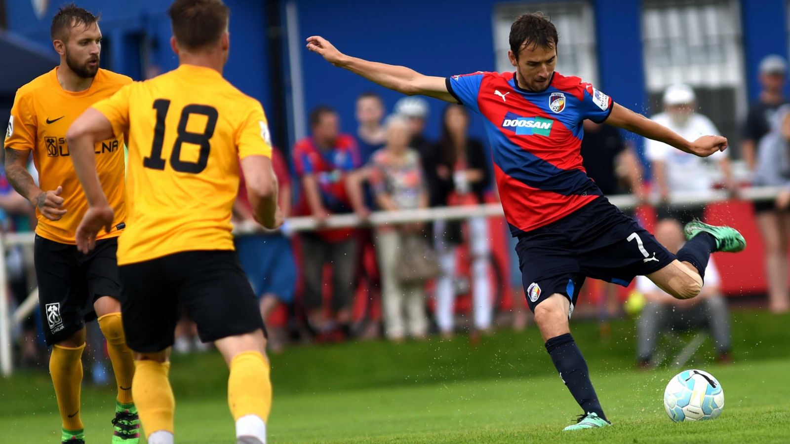 Viktoria porazila Baník Sokolov 2:0