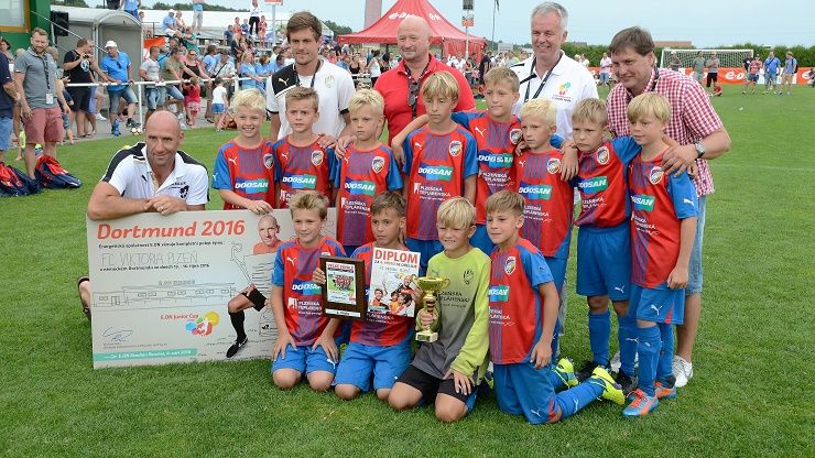 Výběr do 11 let na E.ON Cupu vyhrál devět zápasů a potrápil i AS Monako. Teď se těší na Dortmund
