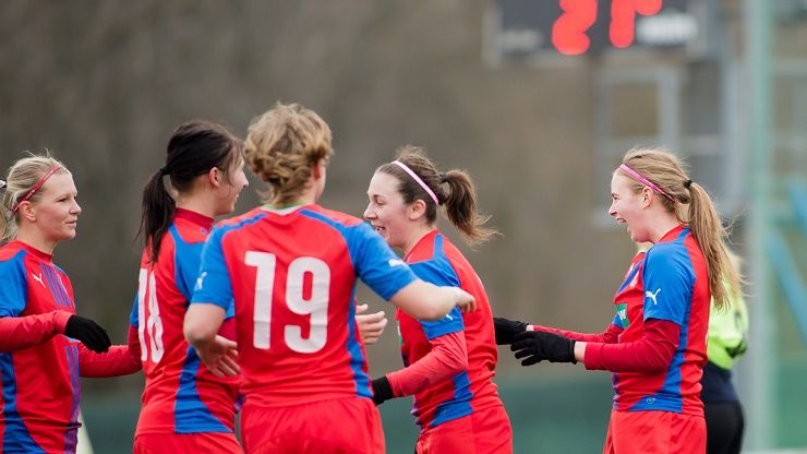Ženy Viktorie v úvodním jarním zápase nedaly šanci Pardubicím a vyhrály 4:0