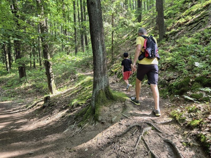 Mobilní aplikace pomáhá rozptýlit turisty. Nově zamířila i na Jedničku