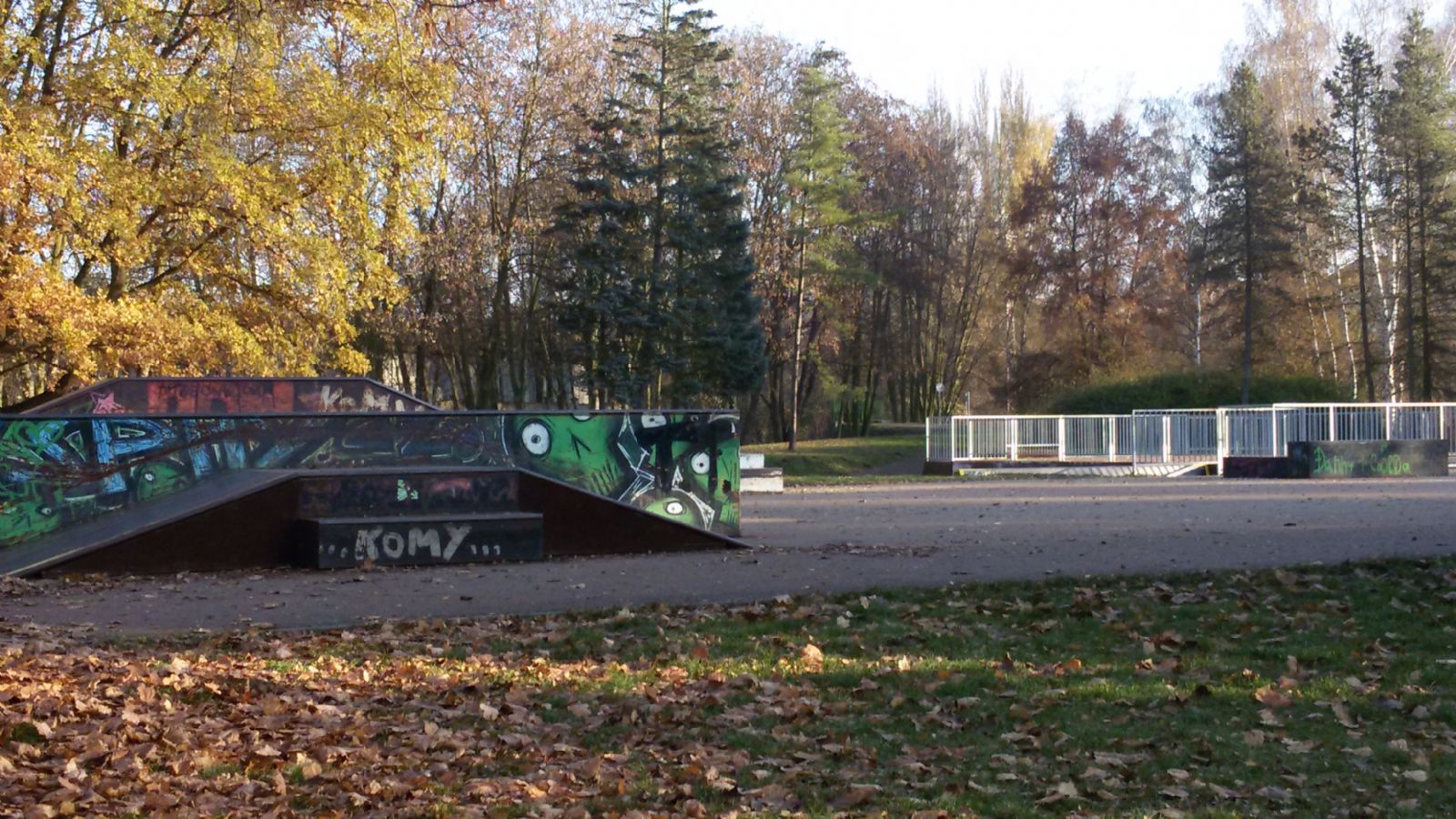 Uzavření dutin skateboardových překážek v Parku za Plazou