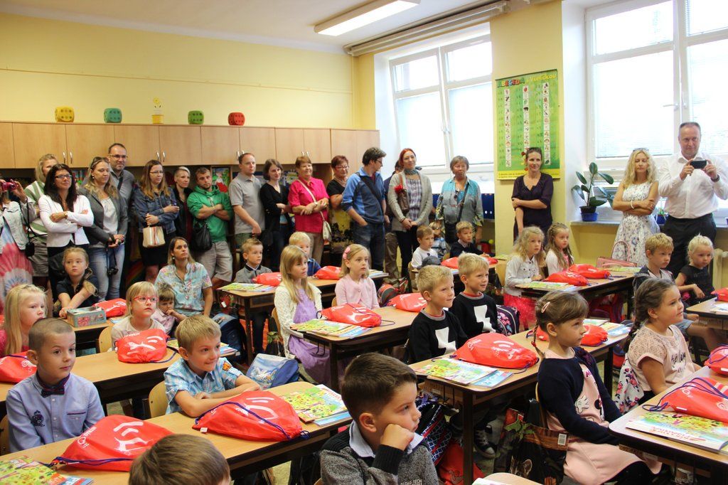 Informace k zápisům dětí do mateřských a základních škol