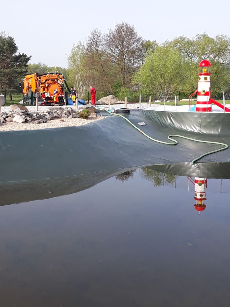 Jezírko se připravuje na sezónu