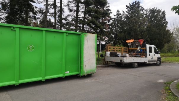 Obyvatelé Skvrňan mohou opět využít velkoobjemové kontejnery