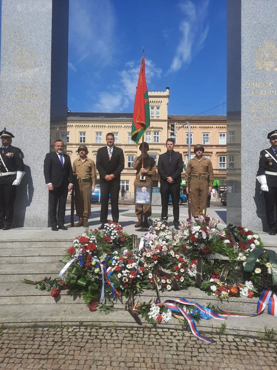 obrázek: Plzeň uctila památku amerického veterána George Thompsona
