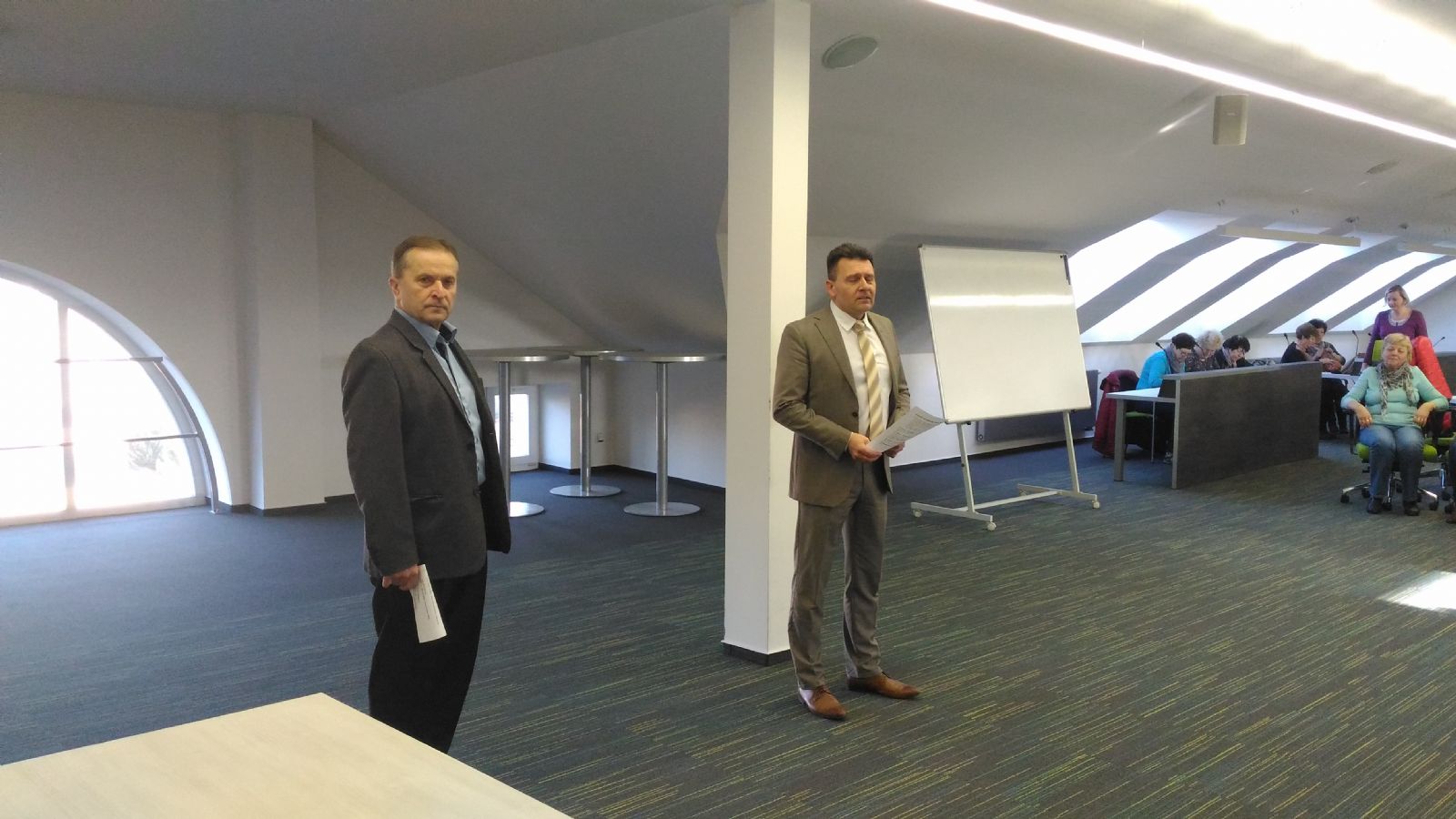 Starosta zahájil prodej zájezdů pro seniory