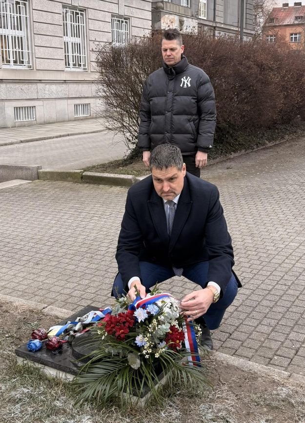 Vedení obvodu uctilo památku Josefa Hlavatého