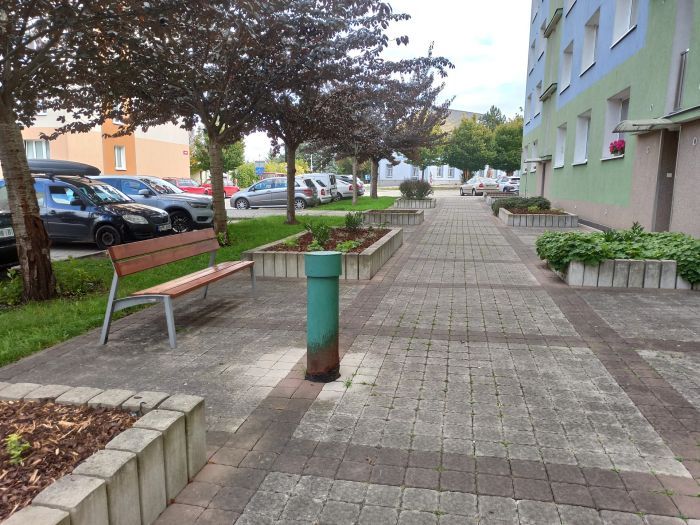 Vnitroblok Hrádecká za Doubraveckým klubem by měl být přívětivější, rozhodnou zdejší obyvatelé