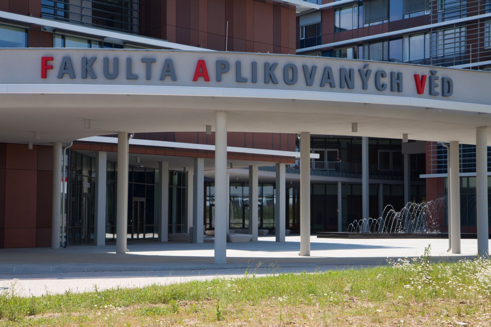 Fakulta aplikovaných věd oslavila 25. narozeniny