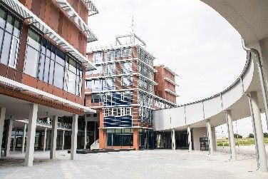 ZČU pořádá unikátní konferenci o tenkovrstvých materiálech