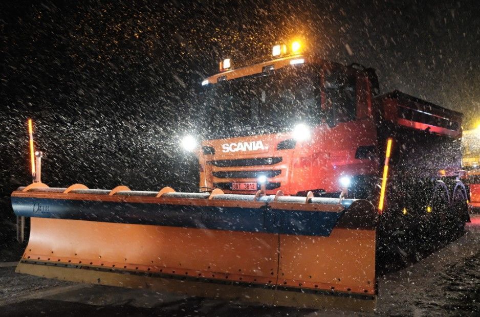 123 sypačů. Silničáři v kraji jsou připraveni na zimu