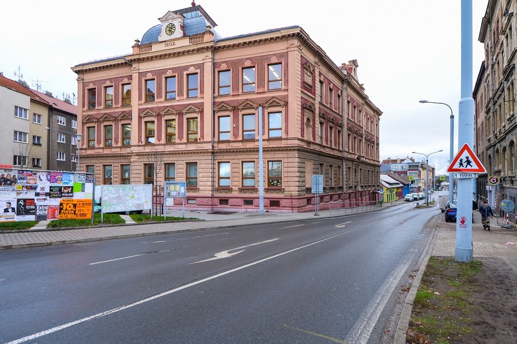 obrázek: 17. základní škola v Plzni má novou půdní vestavbu