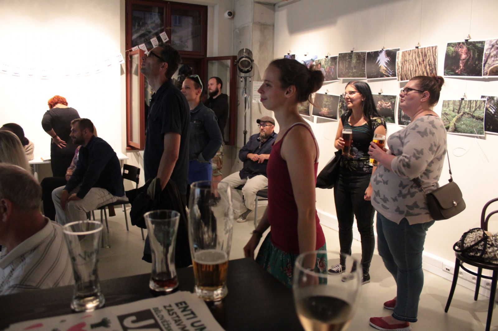 Benefiční večer ZApraLES se v Moving Station vydařil