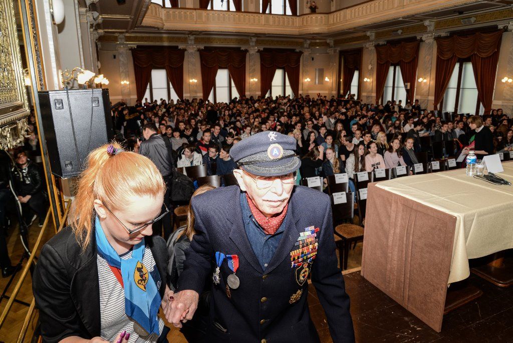 obrázek: Beseda veteránů se studenty otevřela čtyřdenní Slavnosti svobody 2017
