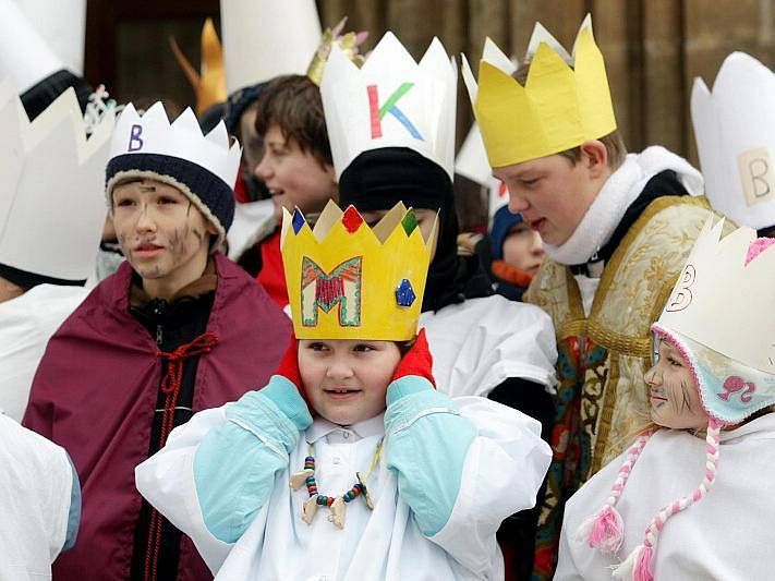 Biskup půjde koledovat s radním města a náměstkem hejtmanky 