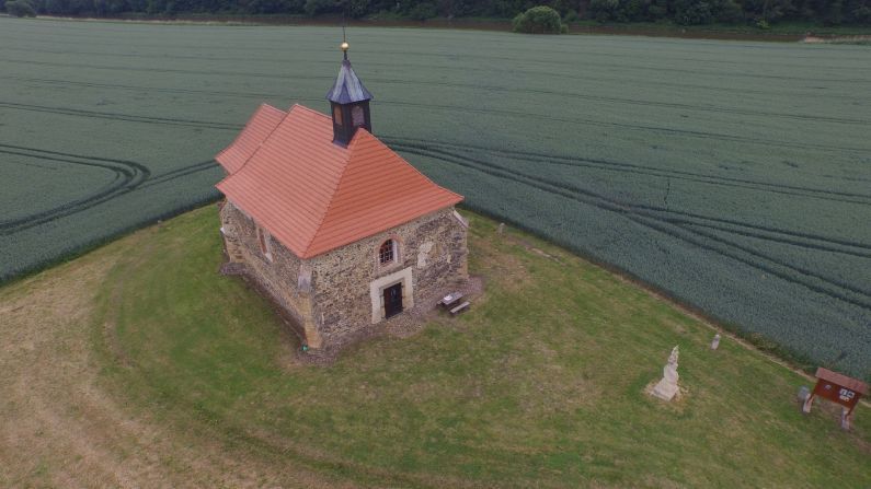 Bohoslužba i vzpomínka na J. Schelingera. To je sobotní pouť v Dolanech