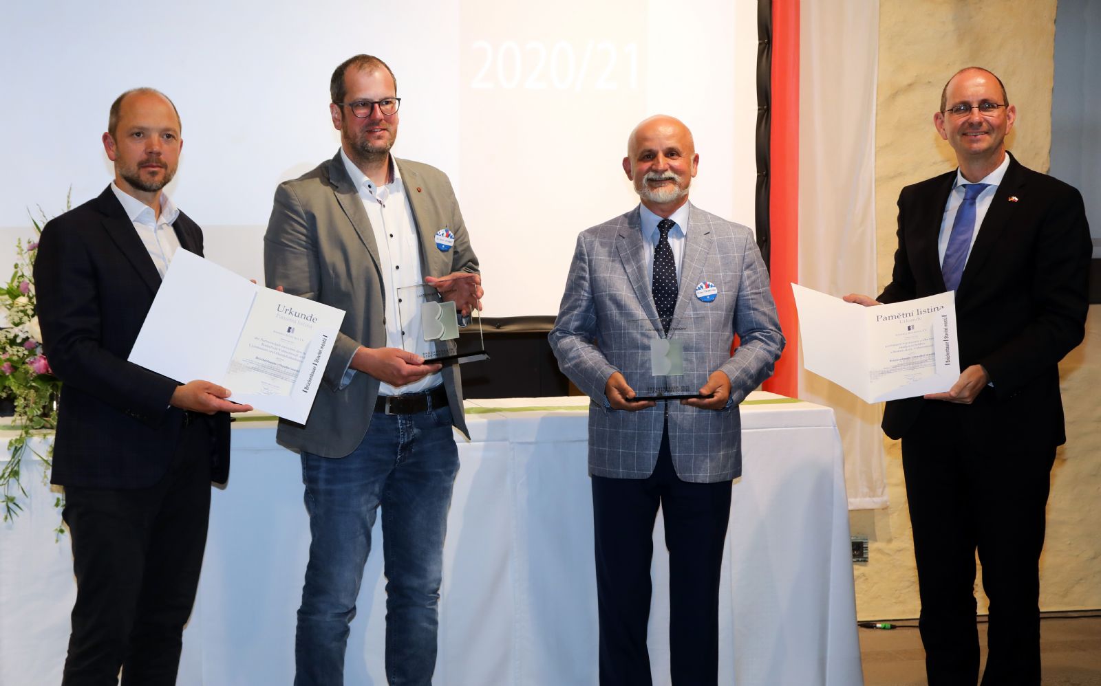 Cena Stavitel mostů oceňuje přeshraniční aktivitu, získali ji pendleři