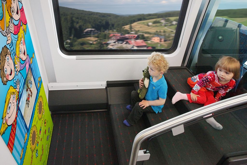 obrázek: České dráhy rozšíří služby pro rodiny. Západní expres nabídne dětské kino