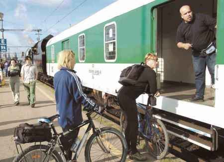 Cyklistická sezóna na železnici začíná v březnu, České dráhy vypraví skoro 7 000 cyklovlaků 