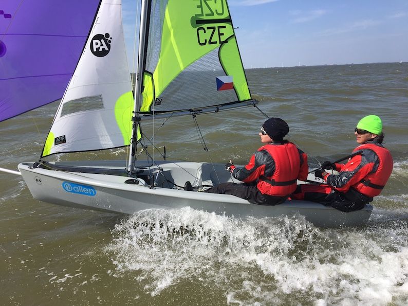 obrázek: Další vítězství pro plzeňskou posádku třídy RS Feva