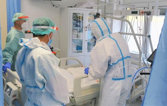 obrázek: Krizový štáb: Většina nemocnic v kraji ruší stav hromadného postižení osob