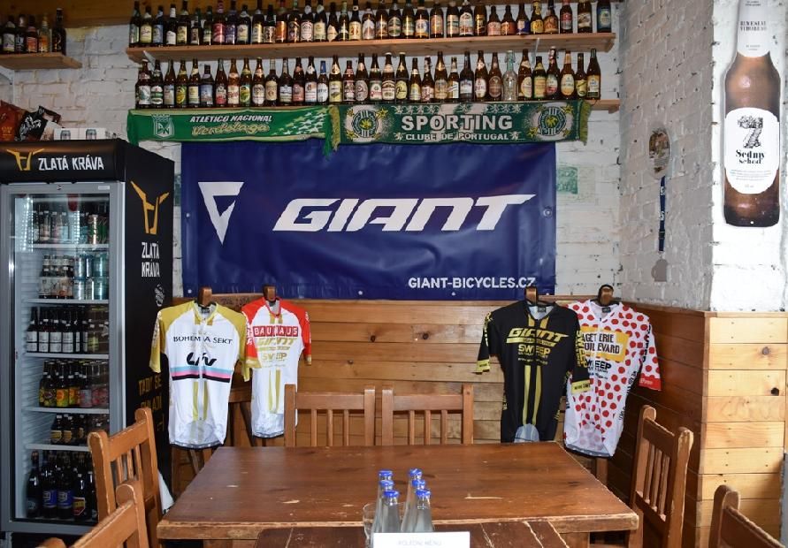 obrázek: Cyklistická Giant liga po jednadvacáté. Prvním dílem je GP Rafkarna