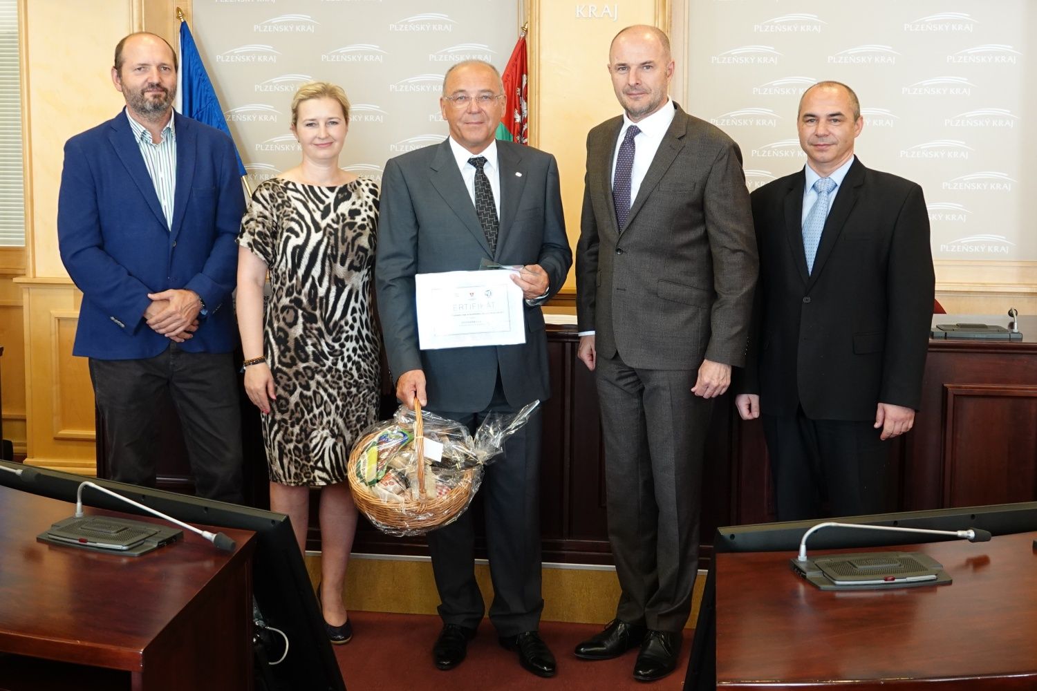 Hejtman rozdal ceny za společenskou odpovědnost