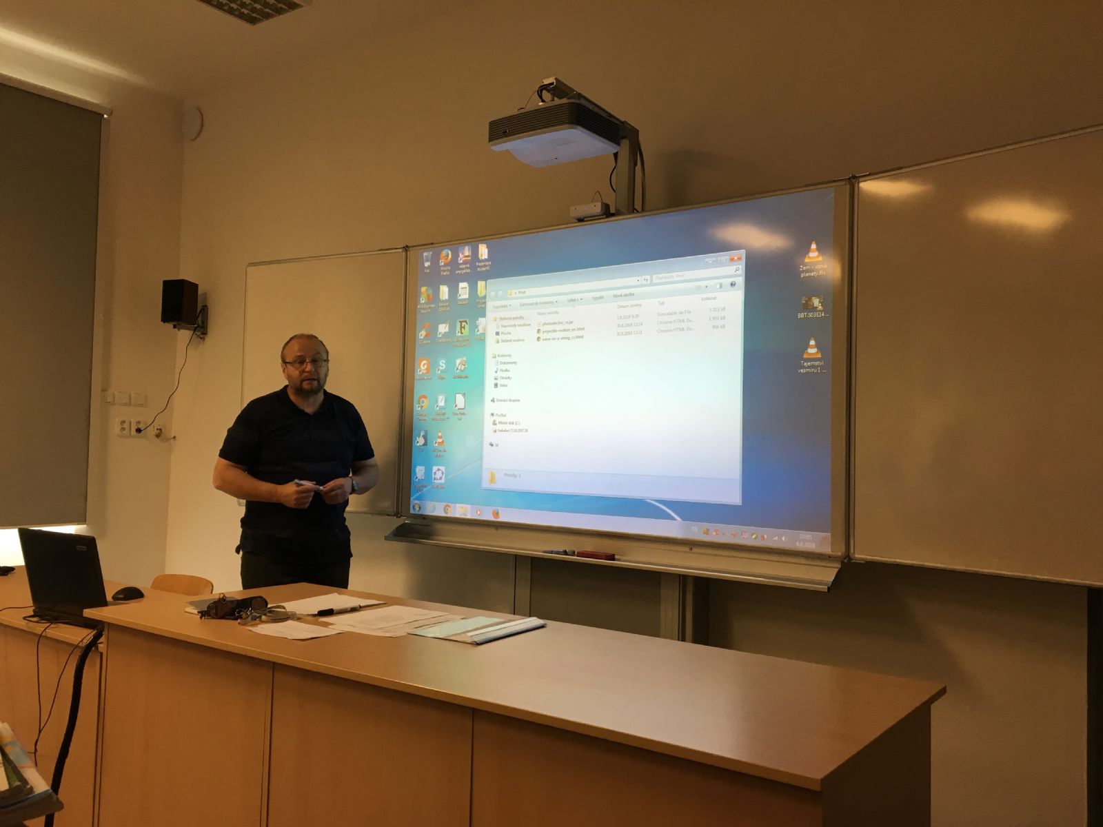 obrázek: Hodiny fyziky zpříjemní studentům domažlického gymnázia moderní učebna