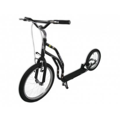 obrázek: Koloběžkářka na Modravě spadla a vážně se zranila