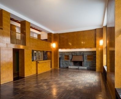 obrázek: Masné krámy startují úterní vernisáží loosovskou výstavu Interiéry duše