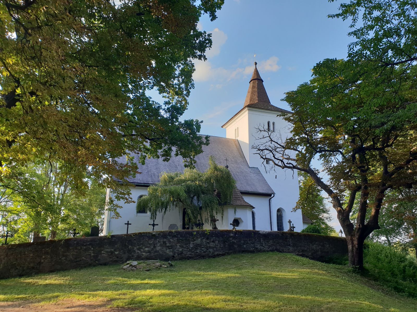 obrázek: Mouřenecké léto končí koncertem a mší, prohlídky a akce v okolí pokračují